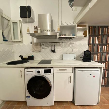 Studio Au Coeur De Paris Apartment Luaran gambar